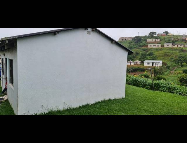 2 BEDROOM HOUSE FOR SALE IN FOLWENI